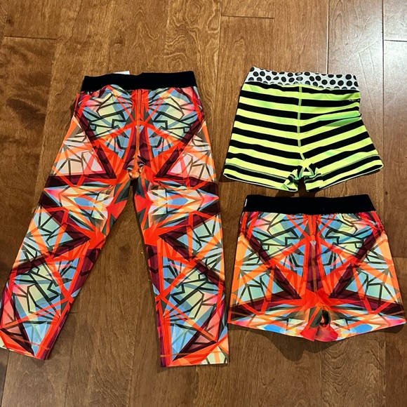 Set of NIKE Pro work out shorts and capris. Size XS and S - Picture 2 of 5